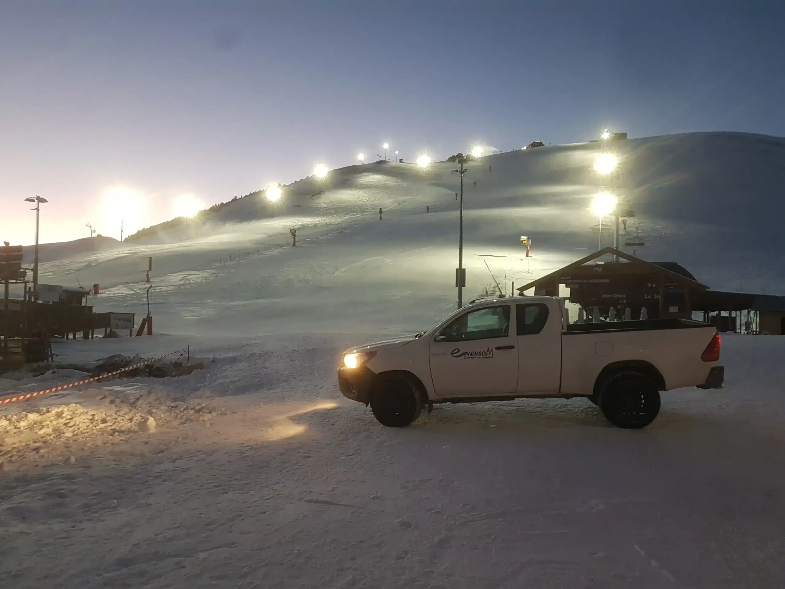 8.Équipements Et Mise En Valeur Des Pistes De Ski Par La Lumière