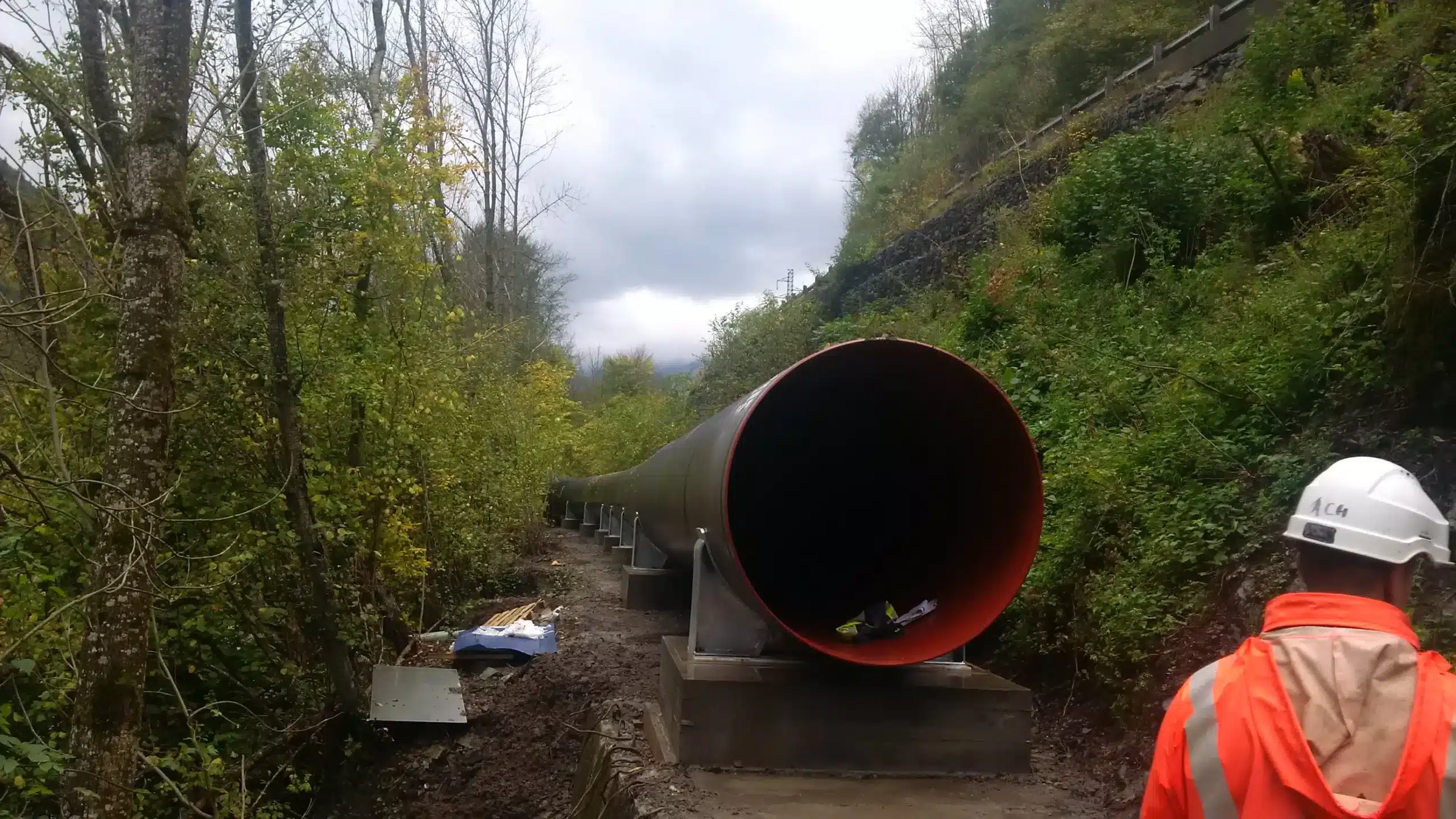 Conduite Forcée En Aérien