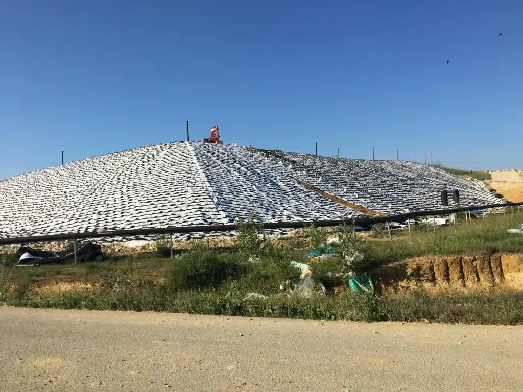 ETANCHEITE GEOMEMBRANE 8